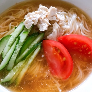 素麺で！夏にぴったりお手軽冷麺